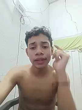 curious_straight_guy live XXX chat