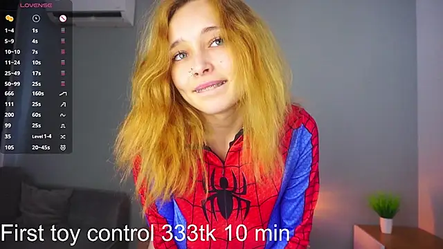 HannaHayles live XXX chat