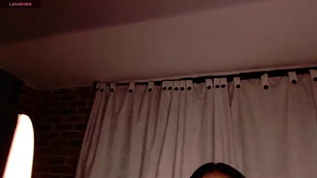 ailyngg 网络视讯表演