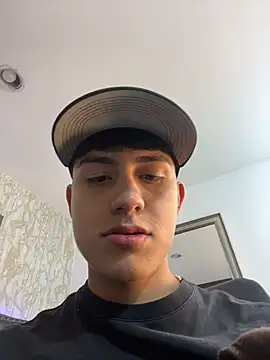 Chat XXX Live Lander_Cruz