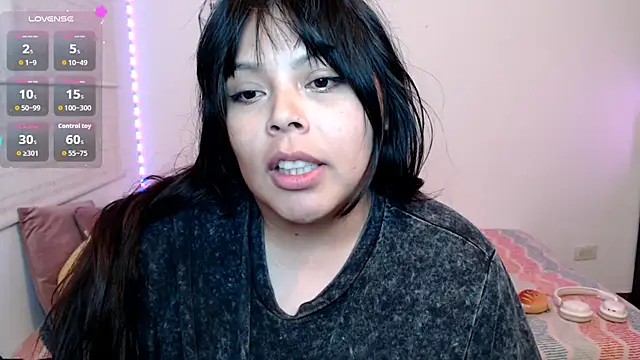 Chat +18 de EllieMoonX ao vivo