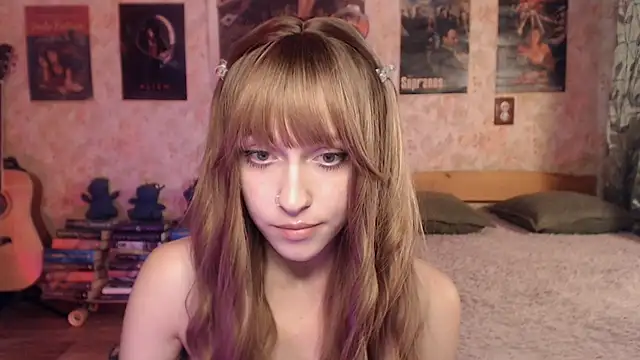 Chat XXX en directo de Friendly_Ellie