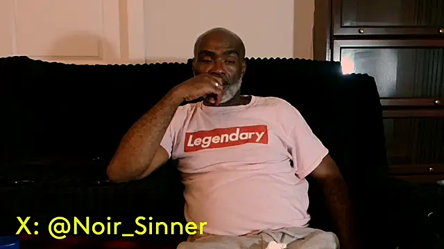 sinnernoir Adlı Modelin Canlı XXX Sohbeti