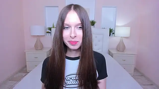 dark_k1tty's Live XXX Chat