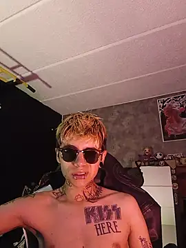 AcidMilo 现场XXX聊天