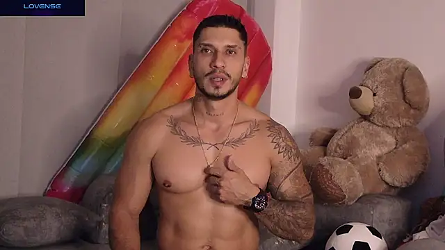 XXX chat uživo modela Seth_Vegaa