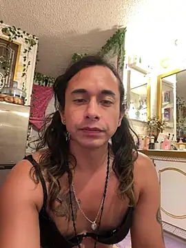 XXX chat uživo modela TranSexualJade95
