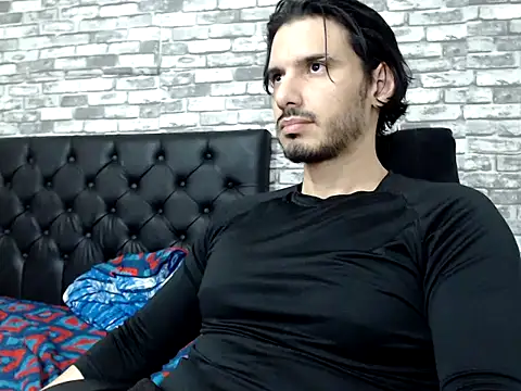 MrTyler667 live XXX chat