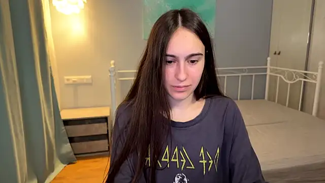 AliceKolltt Live XXX-Chat