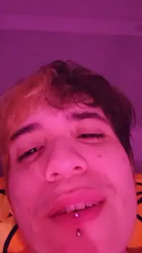 Chat XXX ao vivo de RadPawz_furry
