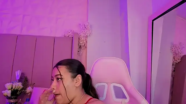 MollyBigBoobs12 live XXX chat