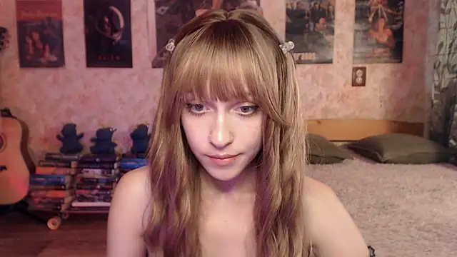Friendly_Ellie Chat XXX live