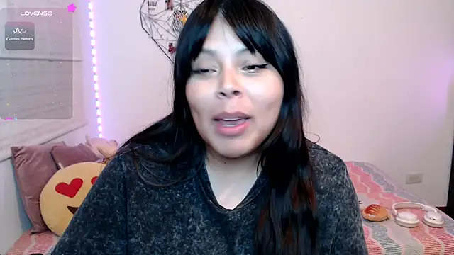 EllieMoonX Live XXX-chat