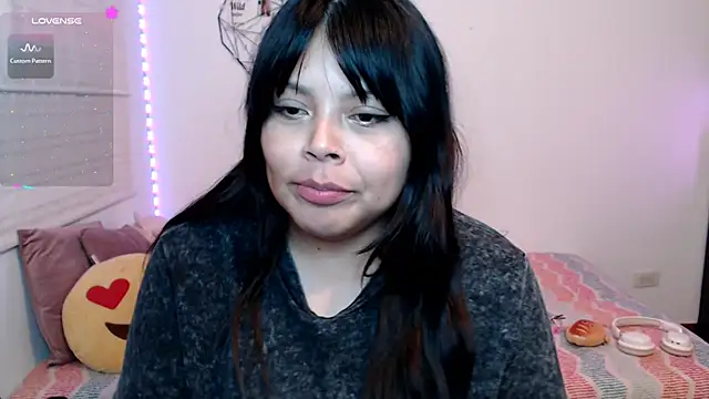 EllieMoonX Live XXX-Chat