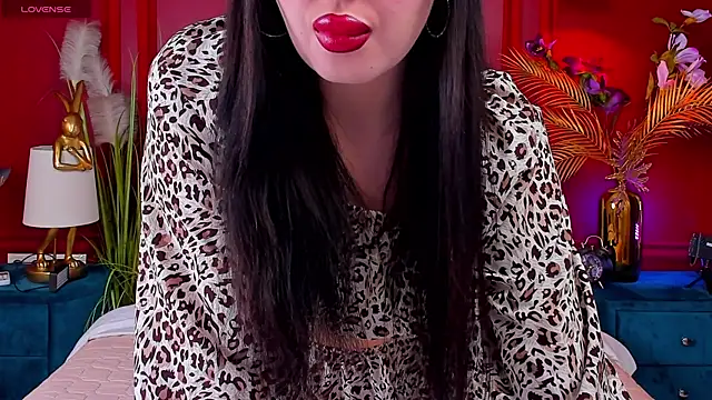 Mayzzie's Live XXX Chat