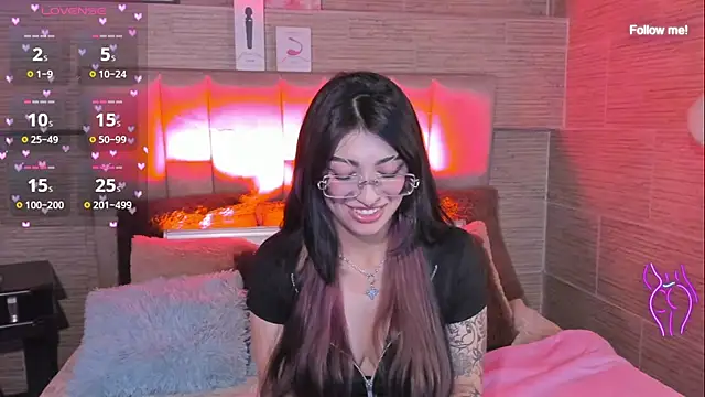 Chatroom XXX en direct de mia_devine_