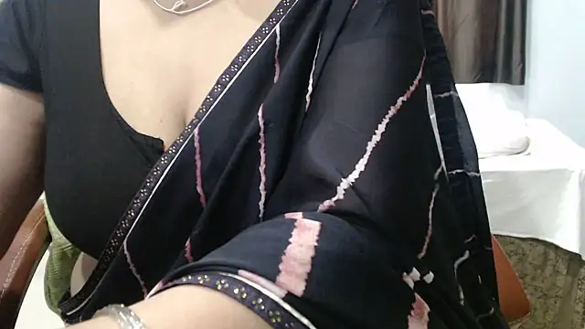 sunitha-3 Chat XXX in diretta
