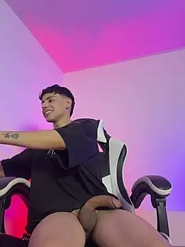 SebastianReed_ – Naživo XXX chat