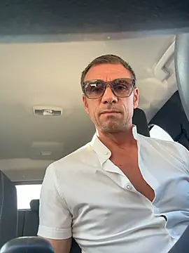 XXX chat uživo modela Pierluigi78