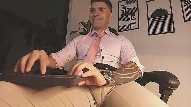 Czat XXX na żywo – ALPHA_DOMINUS_