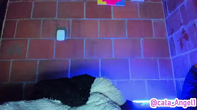 Czat XXX na żywo – Cata-angel