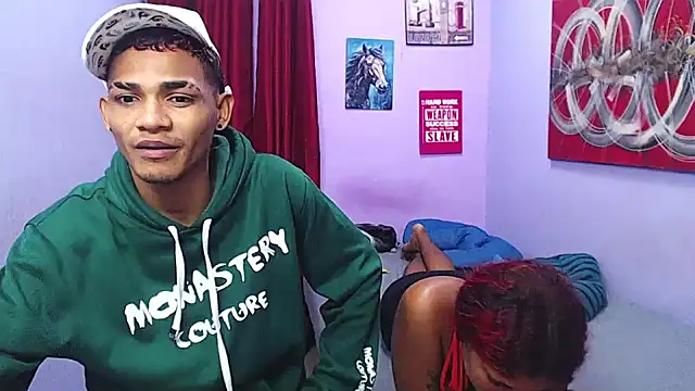 Chatroom XXX en direct de black_twinks