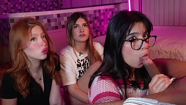 Eazinity élő XXX-chatje