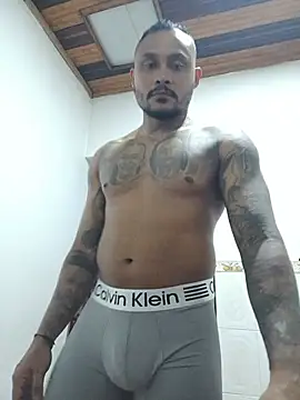 BlackBigdogg Live XXX Chat
