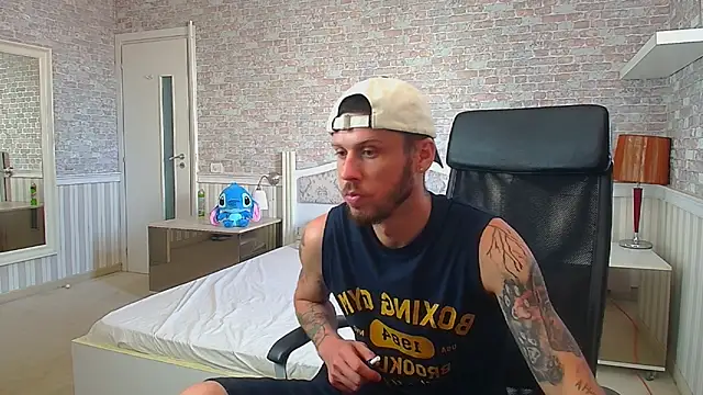 แชท XXX สดของ JonahShaw
