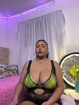 Helleamazing's Live XXX Chat