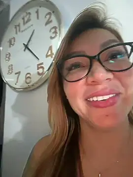 دردشة DIANITA_1988 الجنسية المباشرة