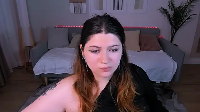 FieryMilena Chat XXX in diretta