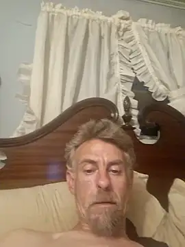 19JaSon83's Live XXX Chat