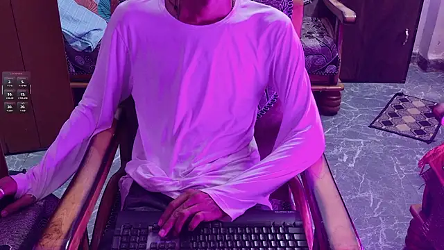 zihan777 Adlı Modelin Web Kamerası Şovu