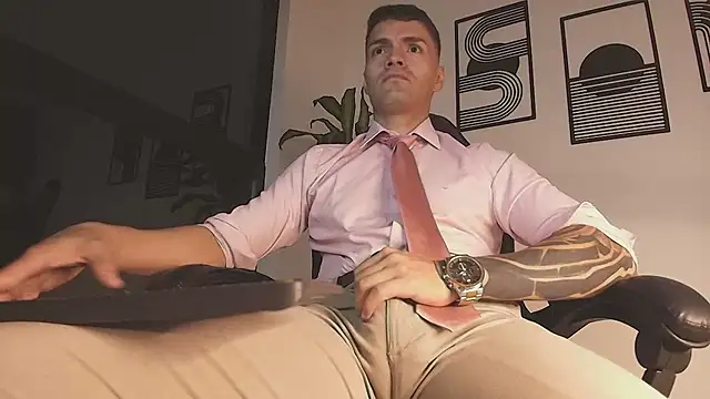 Chat XXX Live ALPHA_DOMINUS_