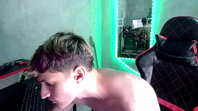 Živý XXX chat Pablito_Junior11