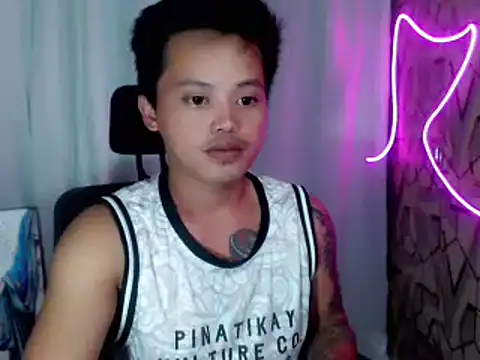 urhot_fucker999's Live XXX Chat
