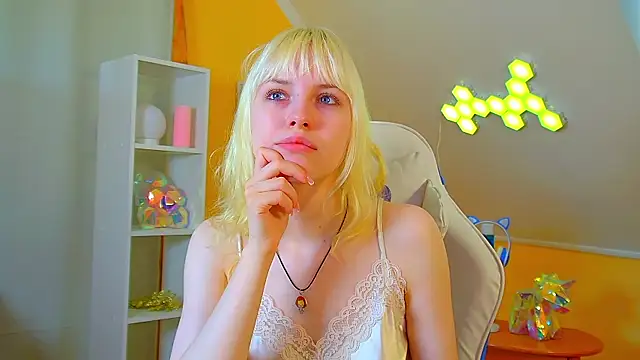 Chat XXX en directo de HannahHollis