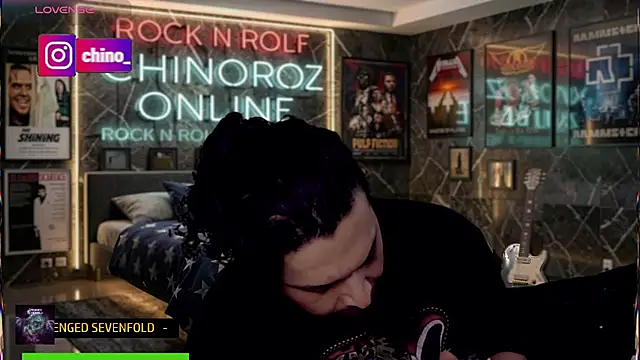 Czat XXX na żywo – chino_roz
