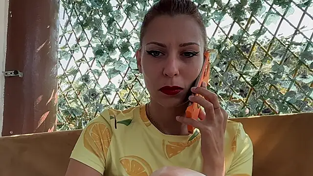 karo123421's Live XXX Chat