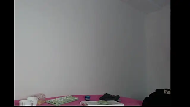 michell_bunny1: απευθείας συνομιλία ΧΧΧ