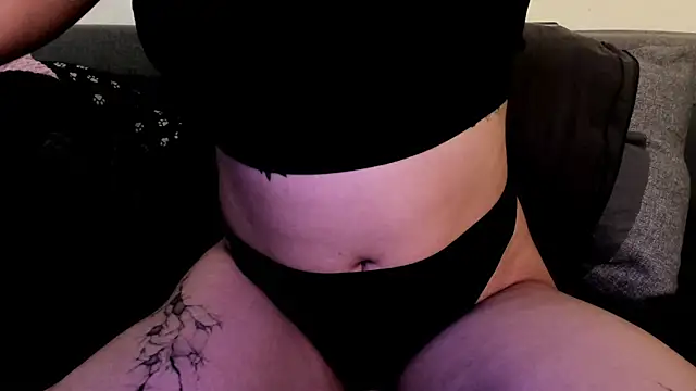 Dark_Moni Live XXX-Chat