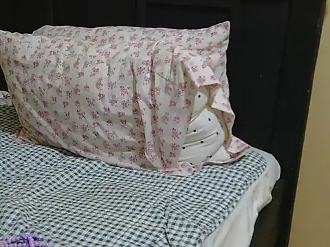 kinkydolll XXX чат на живо