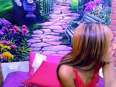 IndianPretty14u2Luv Adlı Modelin Canlı XXX Sohbeti