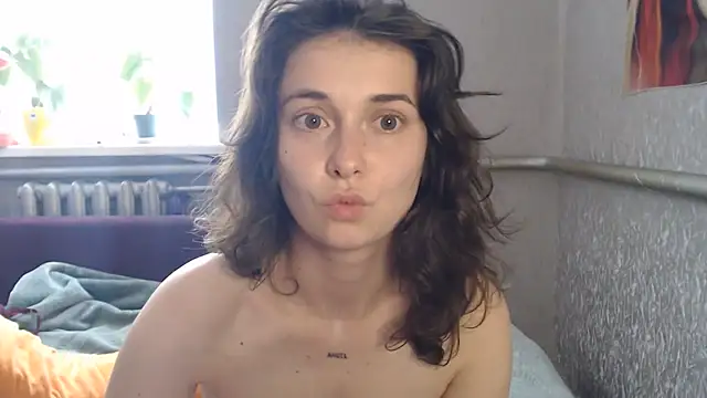 Chat XXX en directo de Angelik5371
