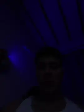 ASHTON_HILS Show Webcam