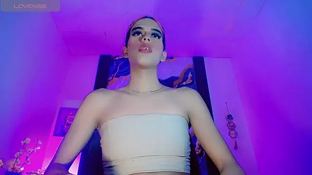 Chat +18 de SWEET_PRINCEESS_ ao vivo