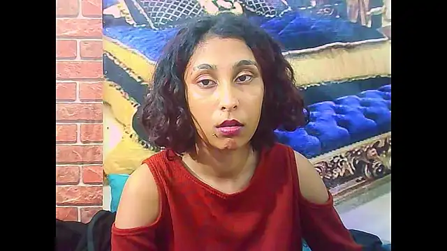 IndianSexyButt – Live XXX-chat