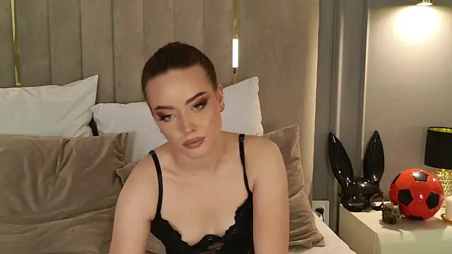 AnneSand élő XXX-chatje