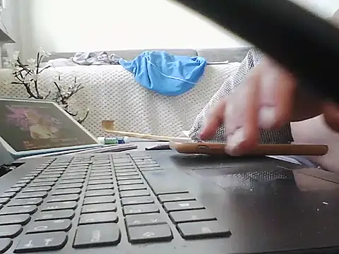 lickthehottieのウェブカメラショー